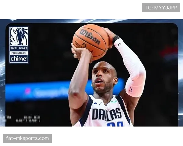 米德尔顿利用挡拆打出高效三分命中率拉开球队进攻空间